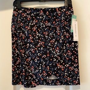 Floral mini skirt